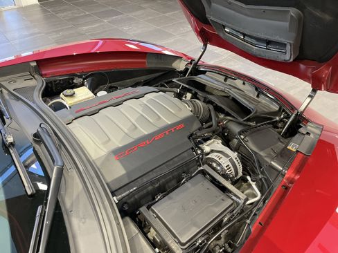 Used 2014 Chevrolet Corvette Stingray Coupe w/ Battery Protection Package image 36