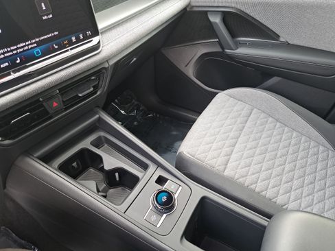 Certified 2025 Volkswagen Tiguan S AWD/4WD image 23
