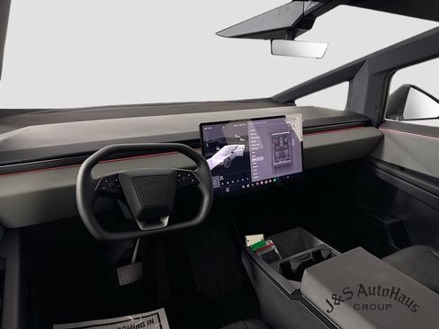Used 2026 Tesla Cybertruck AWD Crew Cab image 30