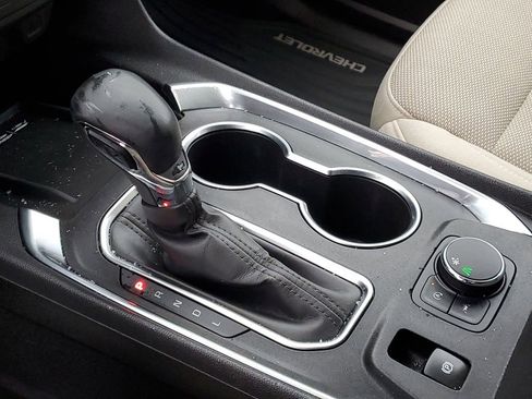 Certified 2023 Chevrolet Traverse LT image 24