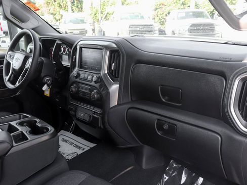 Used 2020 Chevrolet Silverado 1500 LT w/ Bed Protection Package image 35