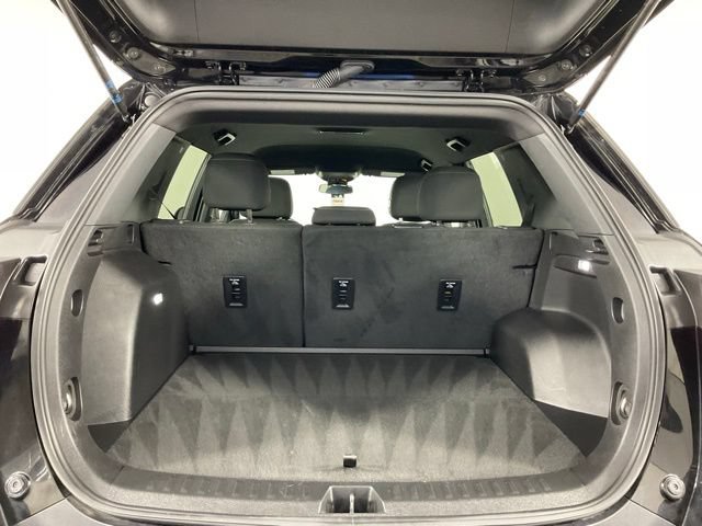 Used 2025 Chevrolet Equinox LT FWD image 20