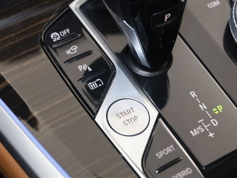 Used 2023 BMW X5 xDrive45e w/ M Sport Package image 30