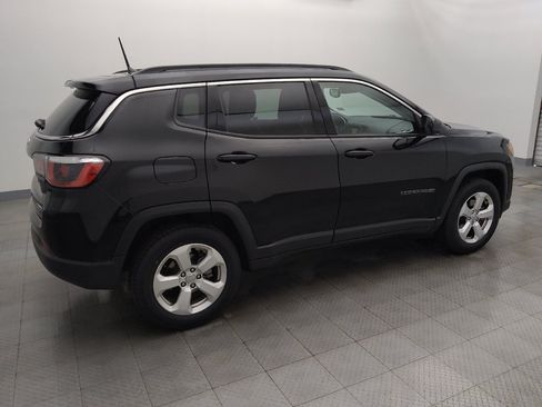 Used 2018 Jeep Compass Latitude AWD/4WD image 10
