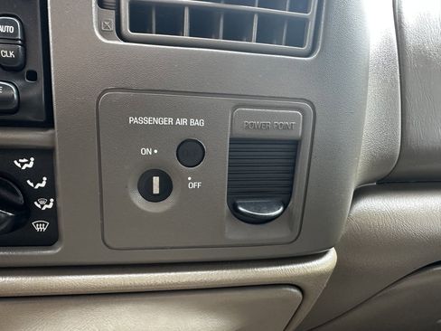 Used 2000 Ford F250 Lariat image 27