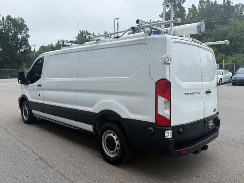 Used 2020 Ford Transit 250 Low Roof RWD image 5