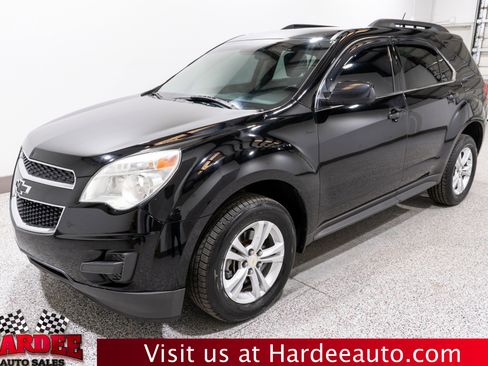 Used 2015 Chevrolet Equinox LT w/ Driver Convenience Package image 2