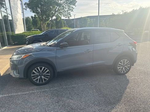 Used 2023 Nissan Kicks SV FWD image 5
