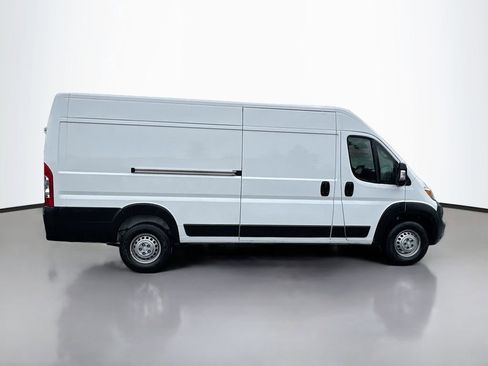 Used 2024 RAM ProMaster 3500 w/ Premium Convenience Group FWD image 9