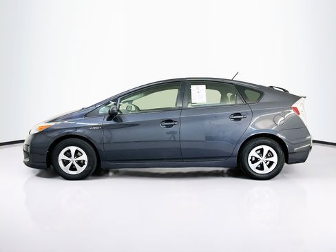 Used 2013 Toyota Prius Three FWD image 4