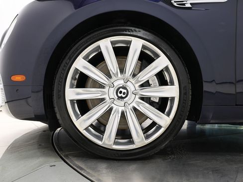 Used 2014 Bentley Flying Spur W12 image 98