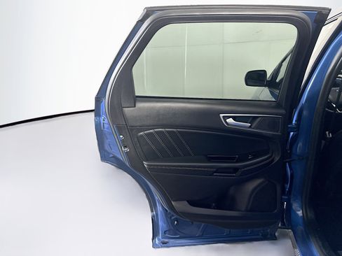 Used 2019 Ford Edge ST w/ Equipment Group 401A image 28