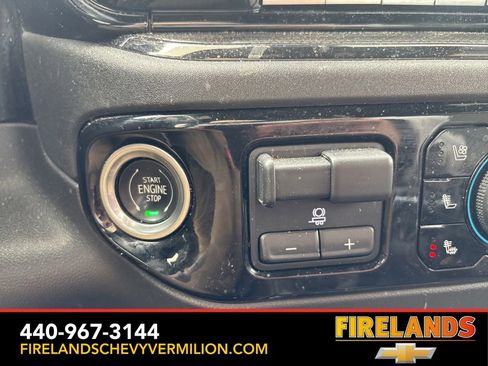 Used 2022 Chevrolet Silverado 1500 ZR2 w/ Technology Package image 18