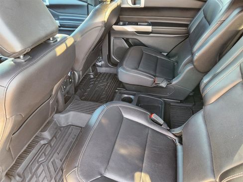 Used 2021 Ford Explorer Limited w/ Equipment Group 301A image 39