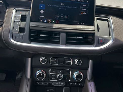 Used 2021 GMC Yukon SLT w/ SLT Luxury Plus Package AWD/4WD image 19