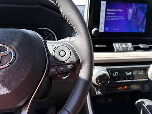 Used 2024 Toyota RAV4 XLE Premium image 28