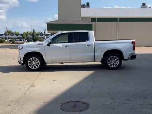 Used 2021 Chevrolet Silverado 1500 LTZ w/ LTZ Premium Package AWD/4WD image 5