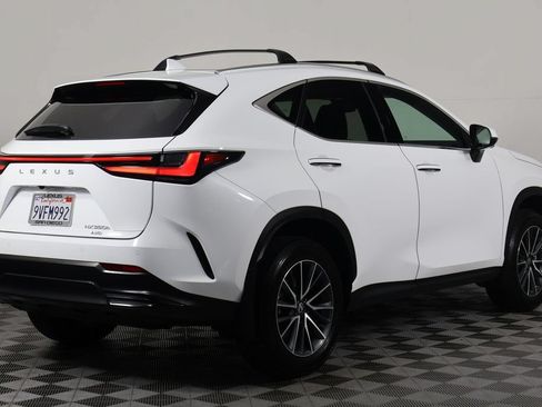 Used 2026 Lexus NX 350h AWD w/ Accessory Package (2T) image 4