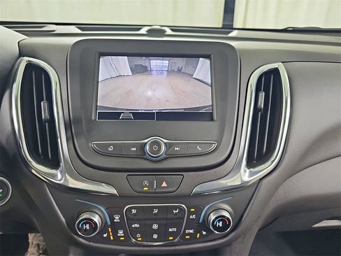 Certified 2023 Chevrolet Equinox LT image 30