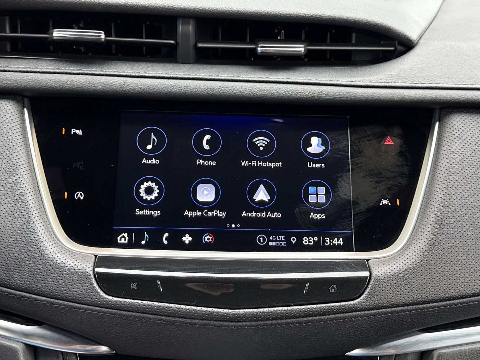 Used 2024 Cadillac XT6 Luxury FWD image 28
