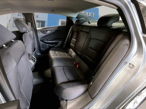 Used 2024 Chevrolet Malibu LT image 19