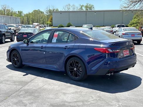 New 2026 Toyota Camry SE image 28