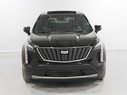 Certified 2023 Cadillac XT4 Premium Luxury image 2