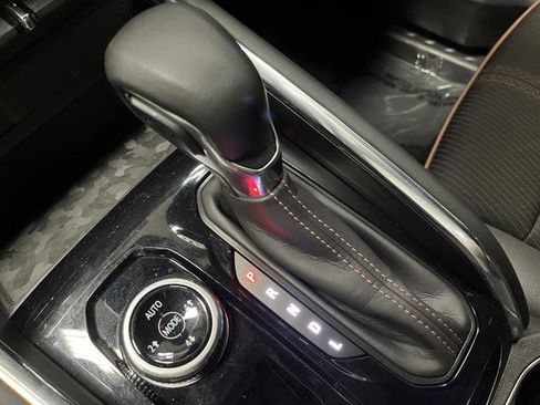 Used 2023 GMC Canyon AT4 w/ Canyon Safety Plus Package image 22