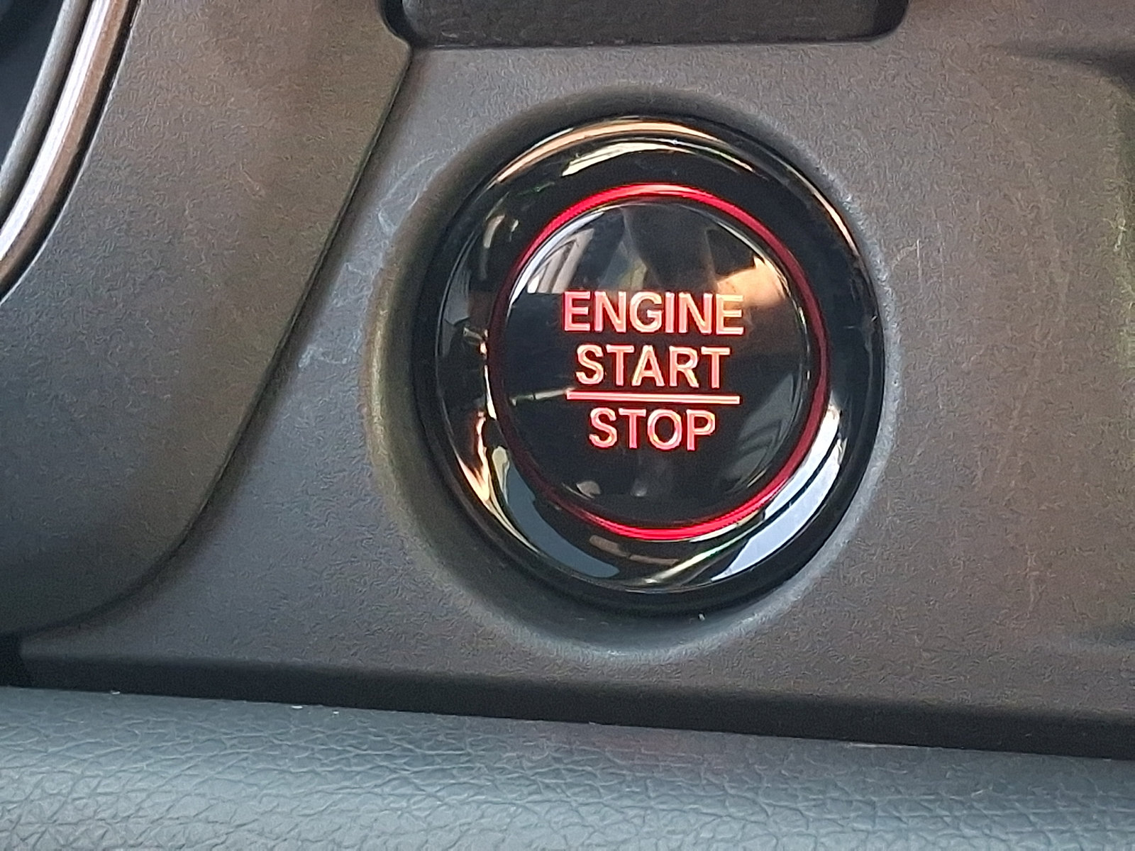 Used 2024 Honda Pilot TrailSport image 23