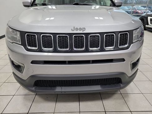 Used 2020 Jeep Compass Latitude w/ Cold Weather Group image 29