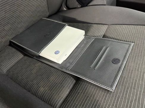 Used 2017 Volkswagen Tiguan Limited w/ Premium Package image 20