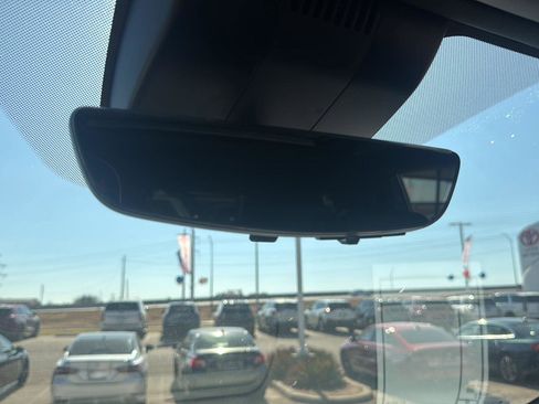 Used 2024 Chevrolet Tahoe High Country w/ Advanced Technology Package image 42