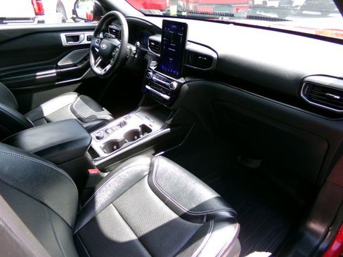 Used 2021 Ford Explorer ST w/ Equipment Group 401A image 14