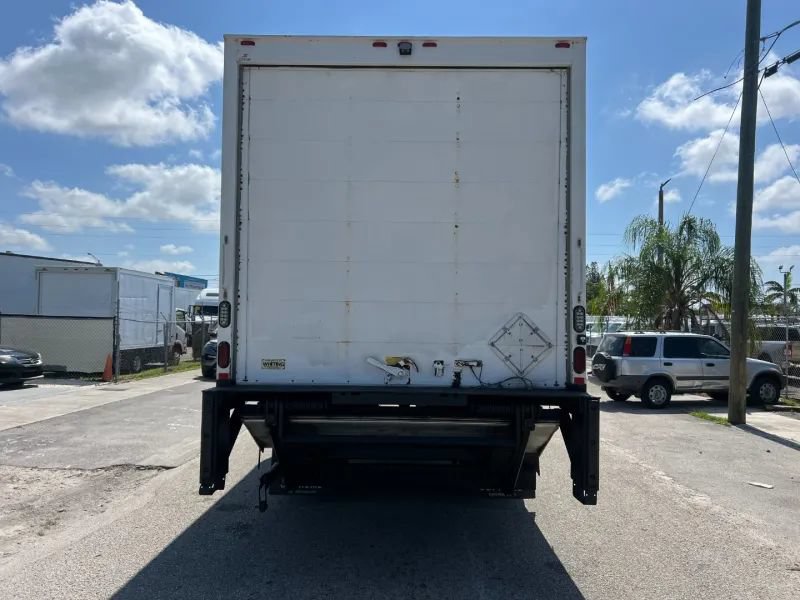 Used 2017 Ford F650 2WD Regular Cab Super Duty image 5