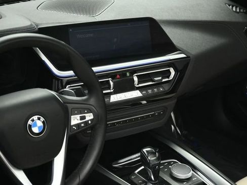 Used 2019 BMW Z4 sDrive30i w/ Premium Package RWD image 37