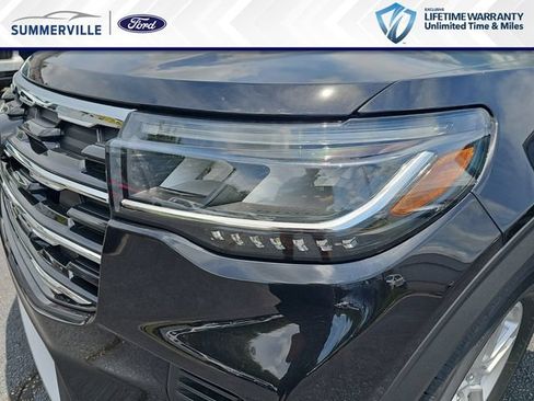 New 2026 Ford Explorer Active RWD image 36