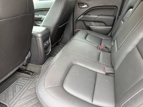 Used 2015 GMC Canyon SLT RWD image 17
