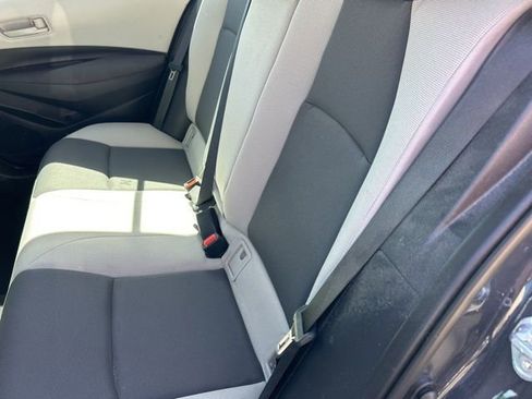 Used 2025 Toyota Corolla LE image 8