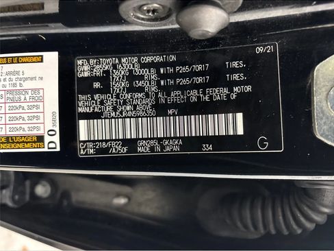 Used 2022 Toyota 4Runner SR5 image 29