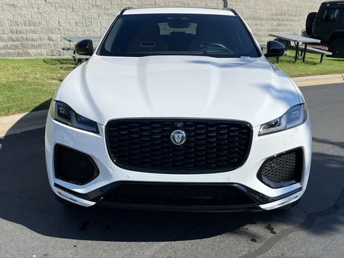 Used 2026 Jaguar F-PACE R-Dynamic S AWD/4WD image 10