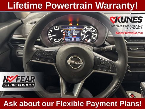 Used 2023 Nissan Altima 2.5 SV image 24