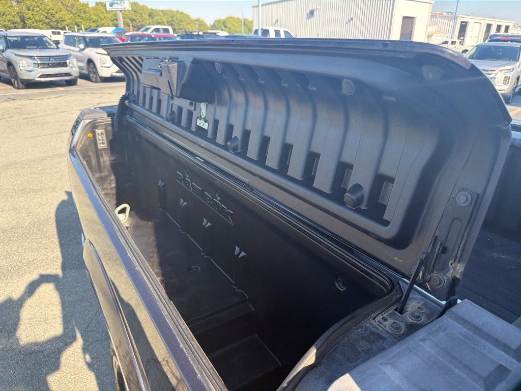 Used 2016 RAM 3500 Laramie Longhorn w/ Convenience Group AWD/4WD image 13