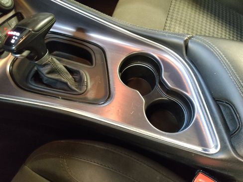 Used 2017 Dodge Challenger SXT image 26