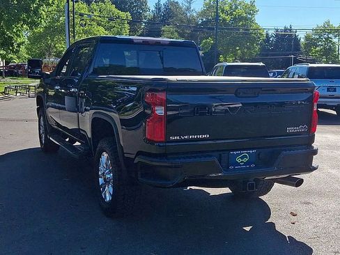 Certified 2023 Chevrolet Silverado 2500 High Country w/ Z71 Off-Road Package AWD/4WD image 9