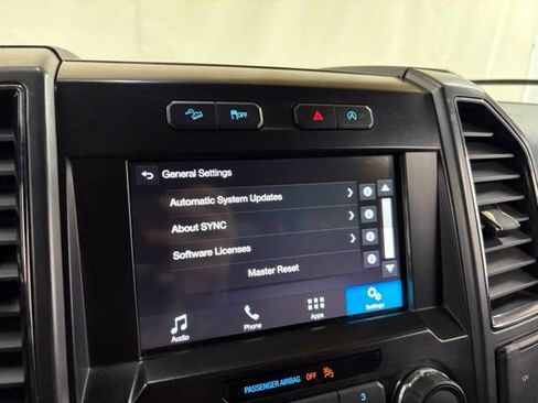 Used 2018 Ford F150 XLT w/ Equipment Group 302A Luxury AWD/4WD image 46