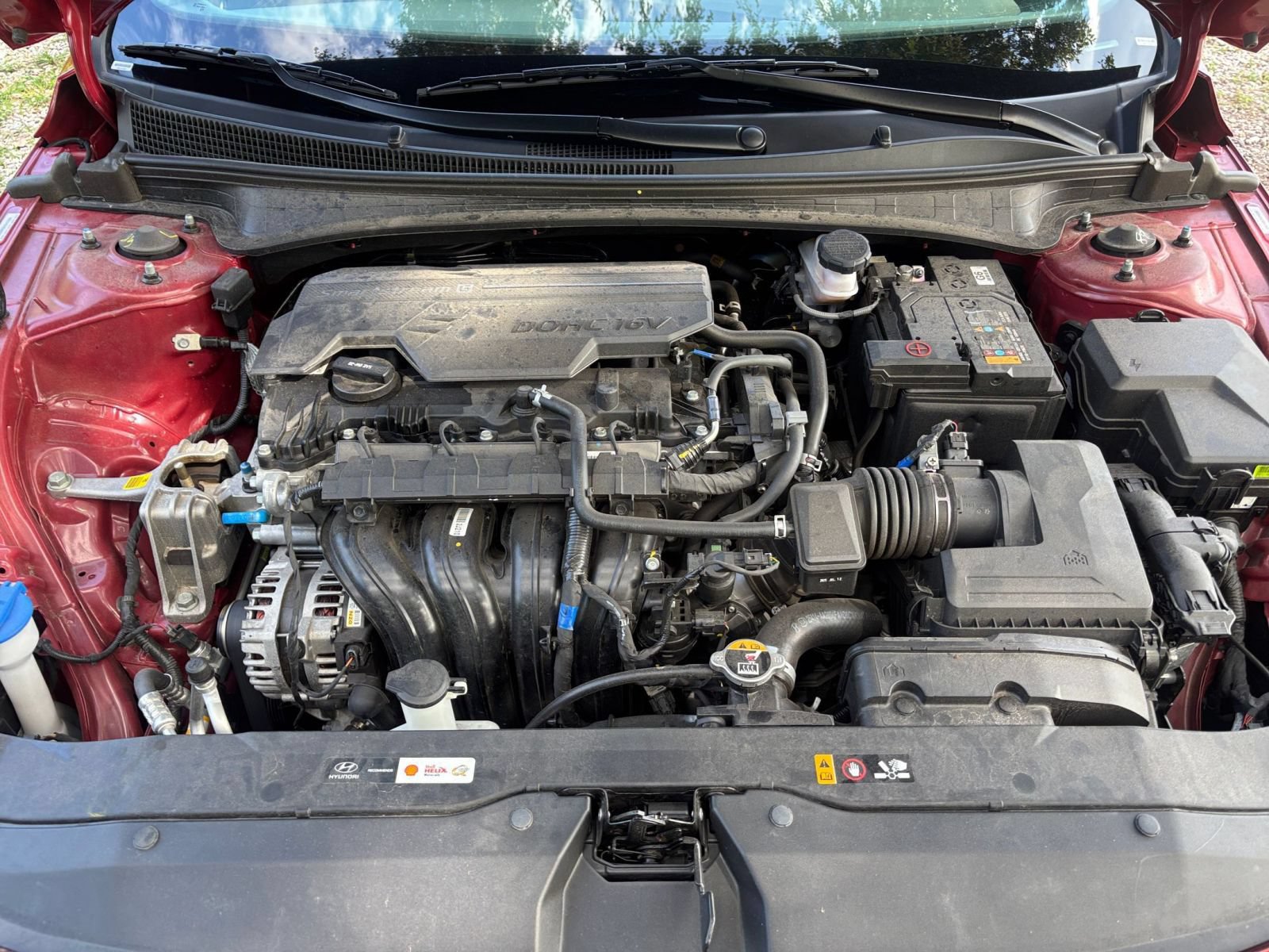 Used 2025 Hyundai Elantra SEL FWD image 32