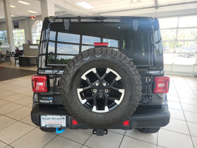 Used 2024 Jeep Wrangler Unlimited Rubicon 4xe AWD/4WD image 11