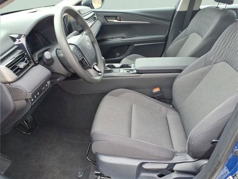 Used 2025 Toyota Camry LE image 22