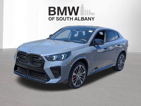 New 2026 BMW X2 M35i w/ Technology Package AWD/4WD image 2