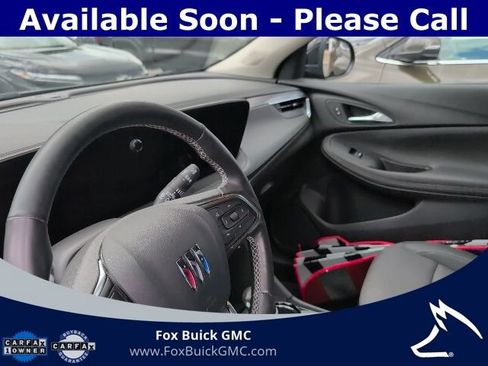 Used 2024 Buick Encore GX Preferred w/ Comfort Package FWD image 11